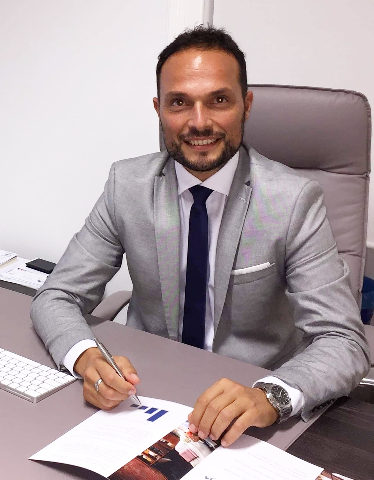 agenzia immobiliare roma la kermesse real estate miglior agenzia immobiliare roma miglior agente immobiliare roma Francesco Solano agente immobiliare real estate Roma migliore luxury home vendere casa